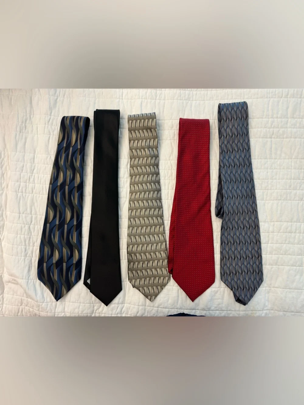 Bundle of 5 Ties